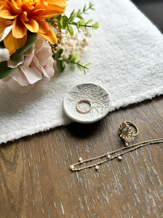 Mini Speckled Peony Ring Dish