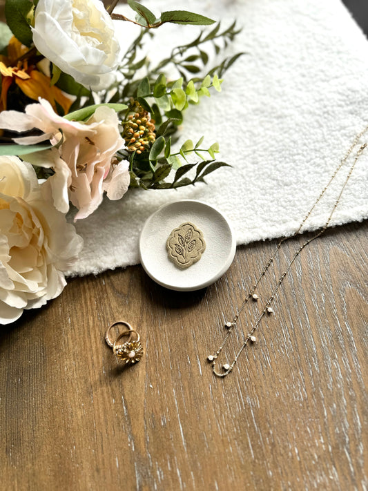 Olive Medallion Ring Dish