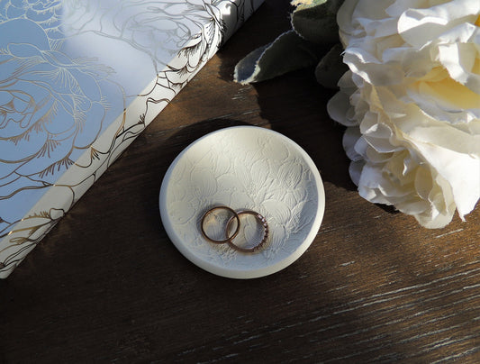 ring dish for flat lay kit with botanical theme